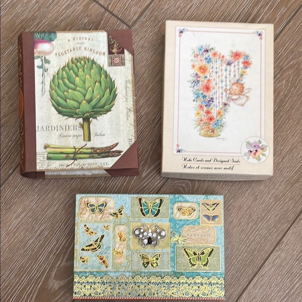 Artistic Stationery Set with Botanical and Butterfly Designs
